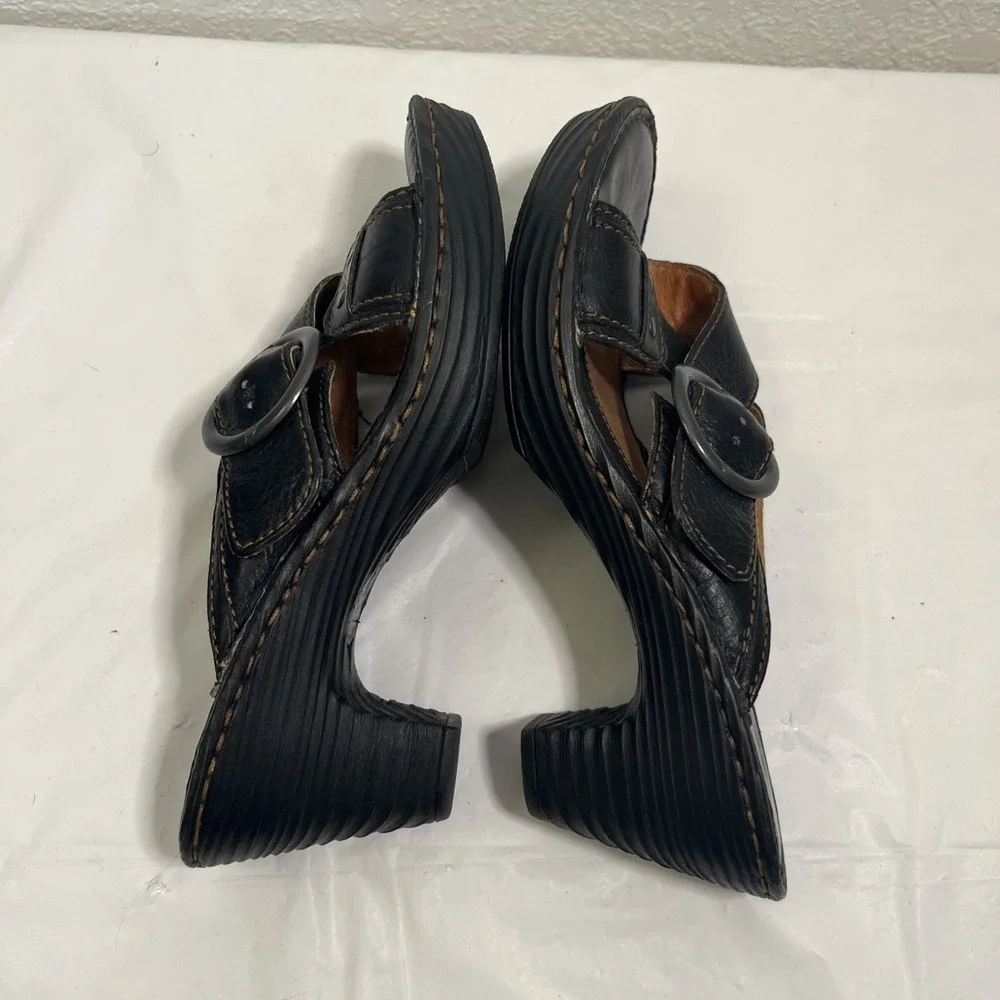 Born Comfort Wedge Sandals Black Leather Womens 7 Slip-On Buckle W3070 3